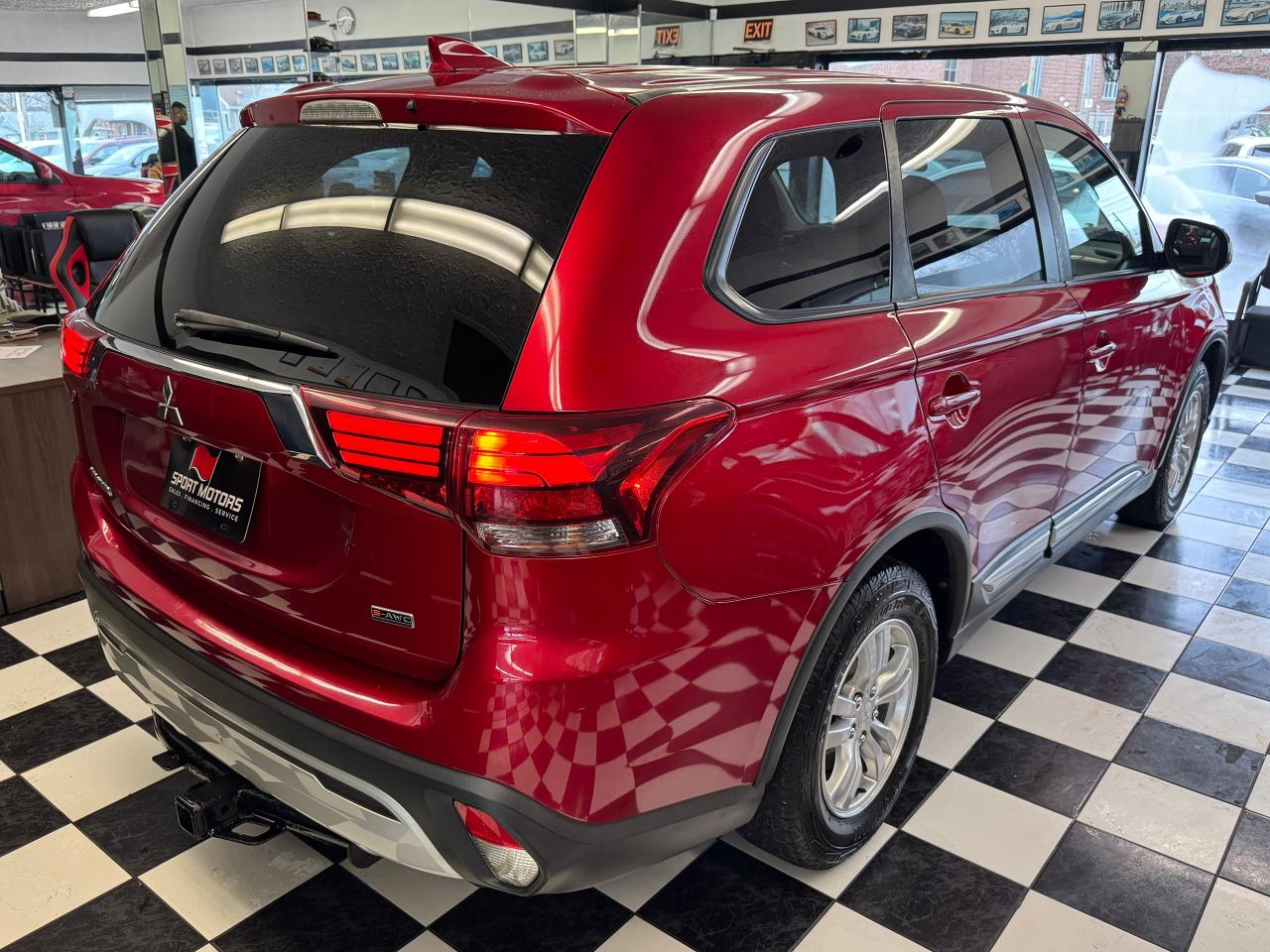 2020 Mitsubishi Outlander ES AWD+7 Passenger+ApplePlay+Camera+ACCIDENT FREE - Photo #6