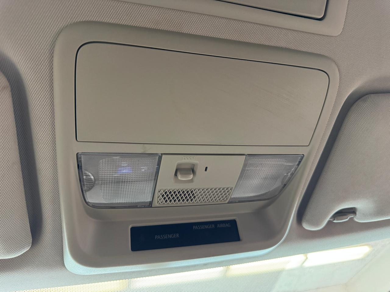 2020 Mitsubishi Outlander ES AWD+7 Passenger+ApplePlay+Camera+ACCIDENT FREE - Photo #48