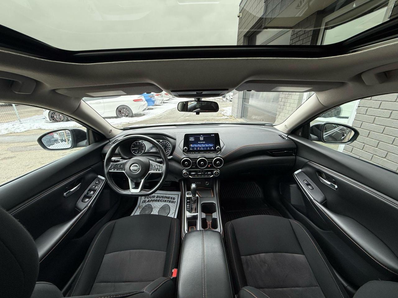 2022 Nissan Sentra SR Midnight Edition - Photo #12