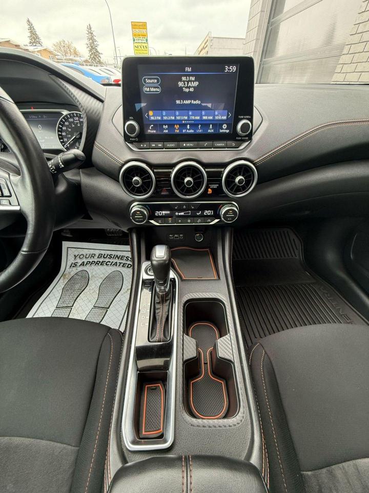 2022 Nissan Sentra SR Midnight Edition - Photo #14