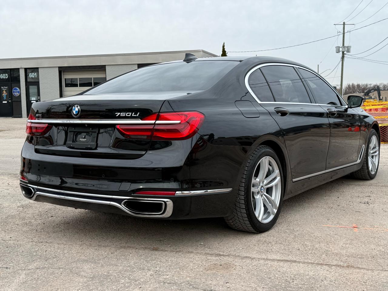 2016 BMW 7 Series 750Li xDrive LWB| - Photo #3