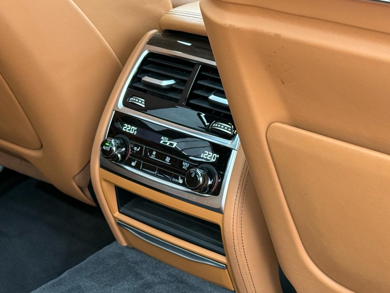 2016 BMW 7 Series 750Li xDrive LWB| - Photo #15