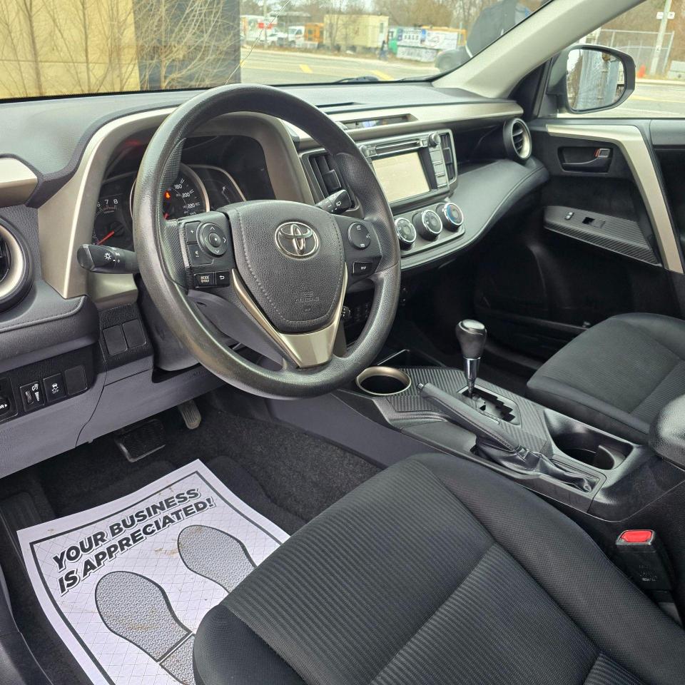 2014 Toyota RAV4 FWD 4dr LE - Photo #8