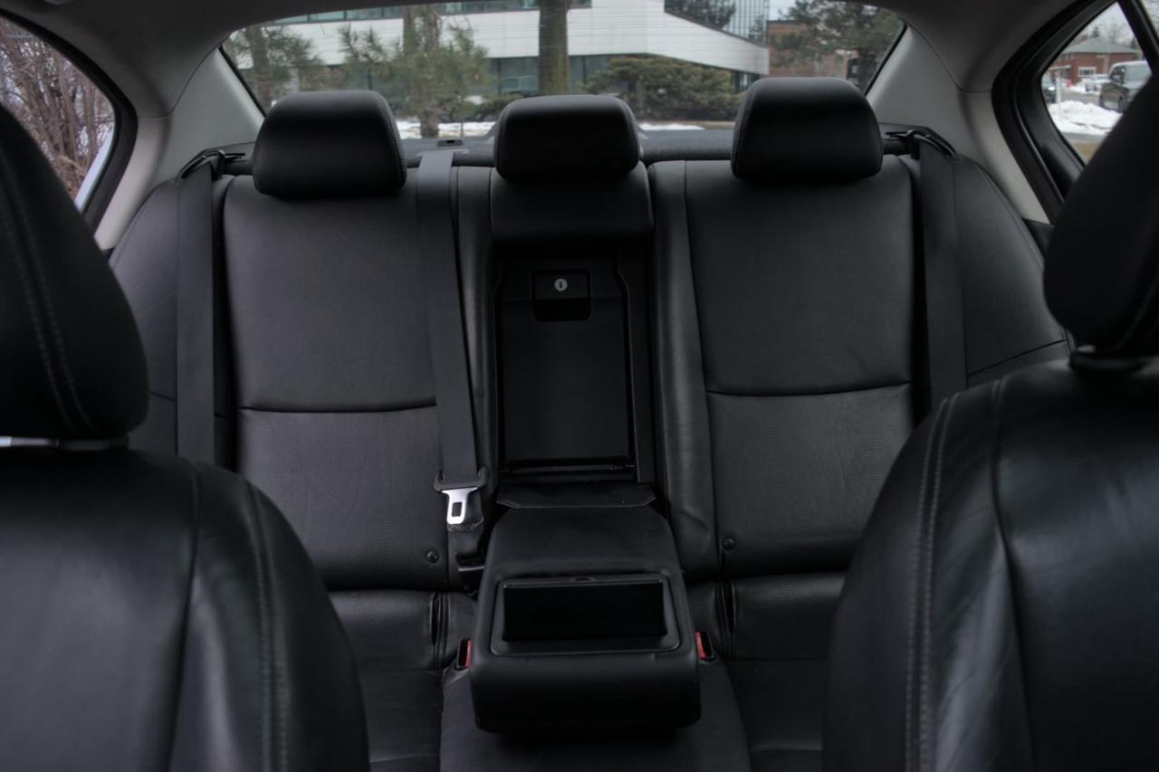 2015 Infiniti Q50 Base AWD - Photo #19