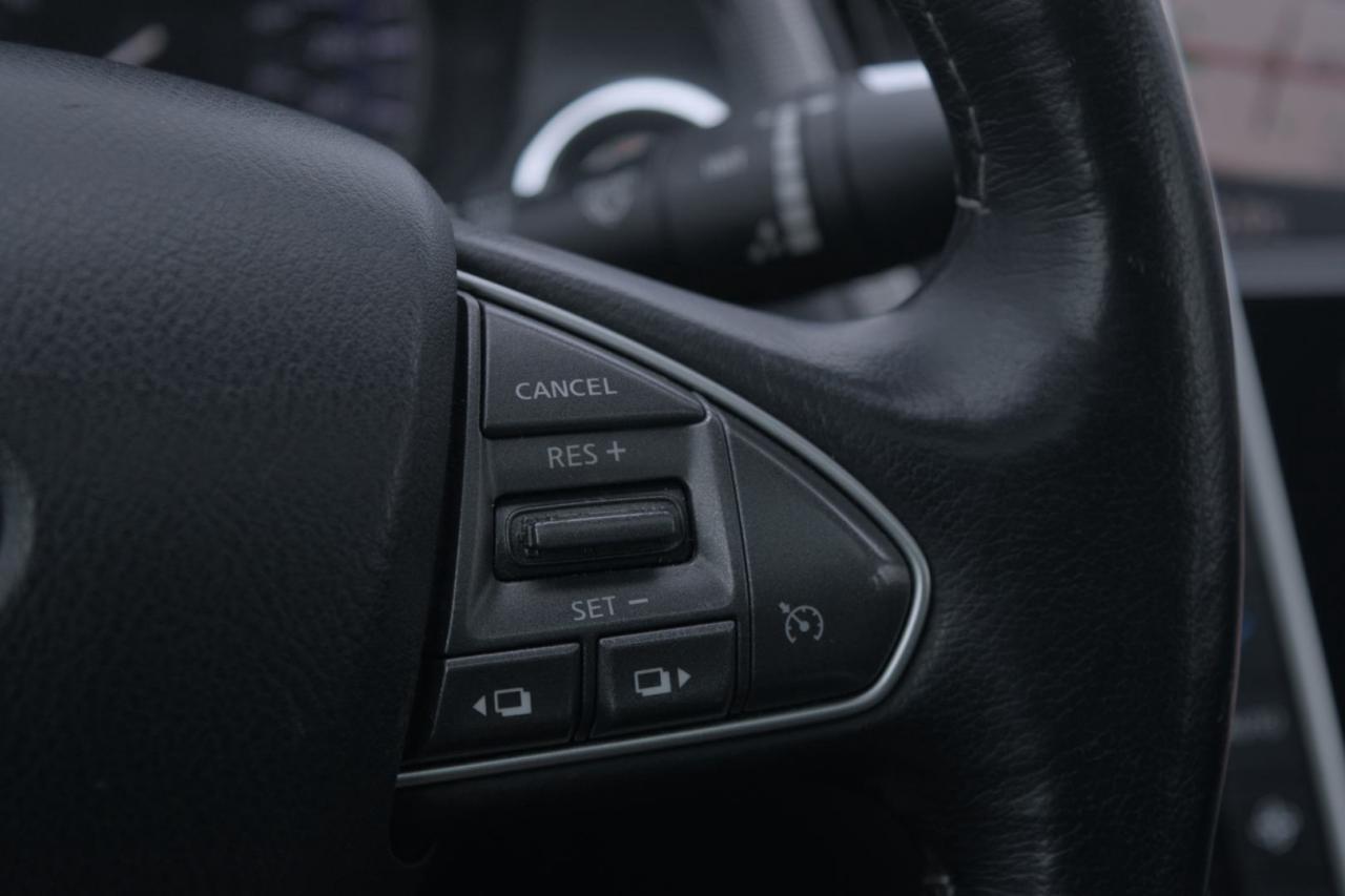 2015 Infiniti Q50 Base AWD - Photo #13
