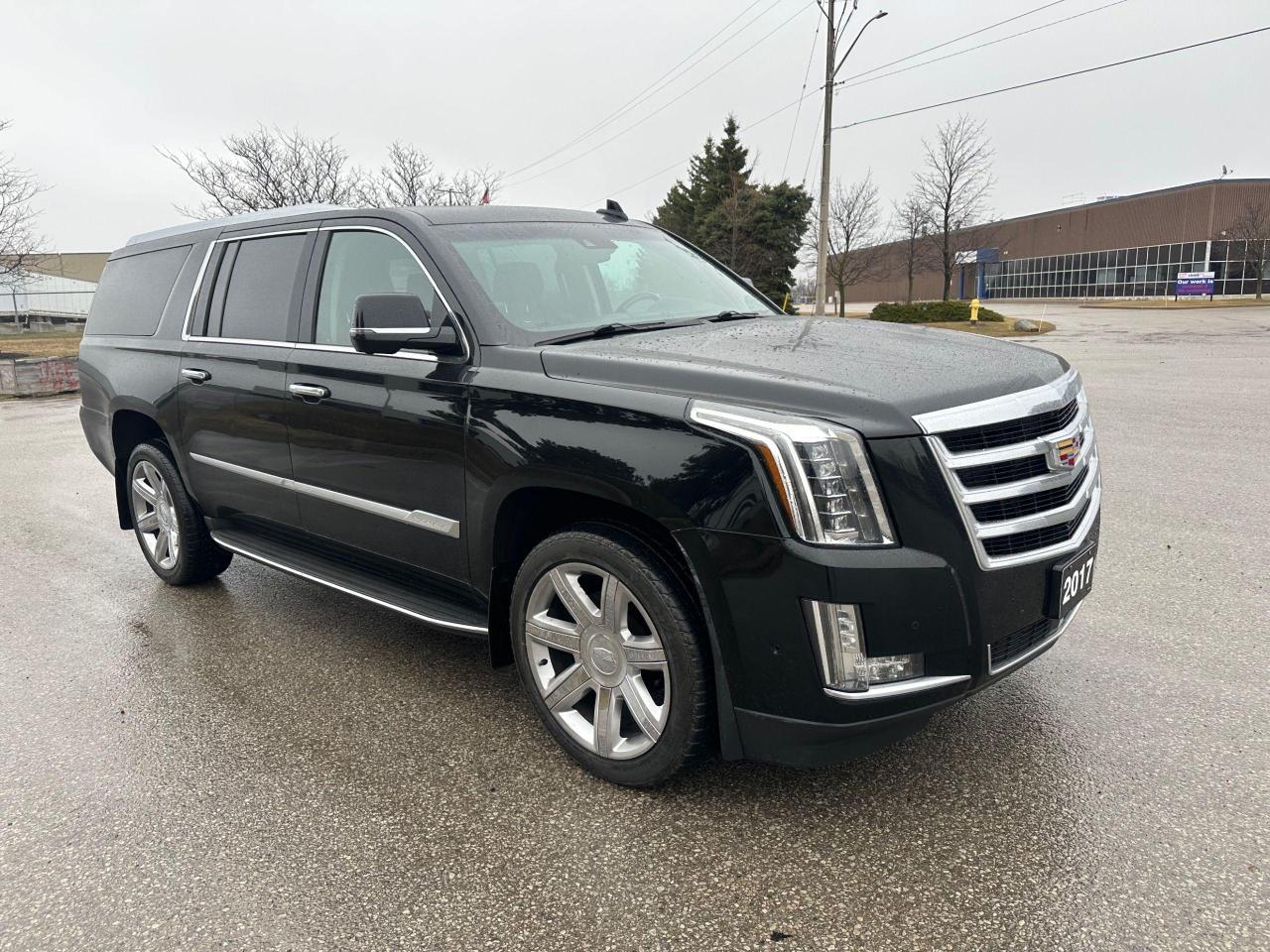 2017 Cadillac Escalade ESV EXTENDED - CLEAN CARFAX - 98KM - Photo #7