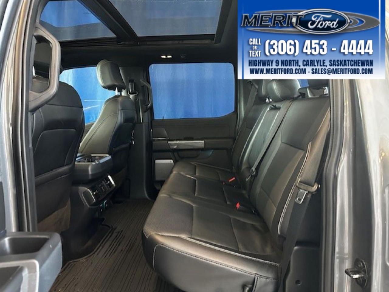 2022 Ford F-150 LARIAT - 502a, BLACK Pack ++ Photo5