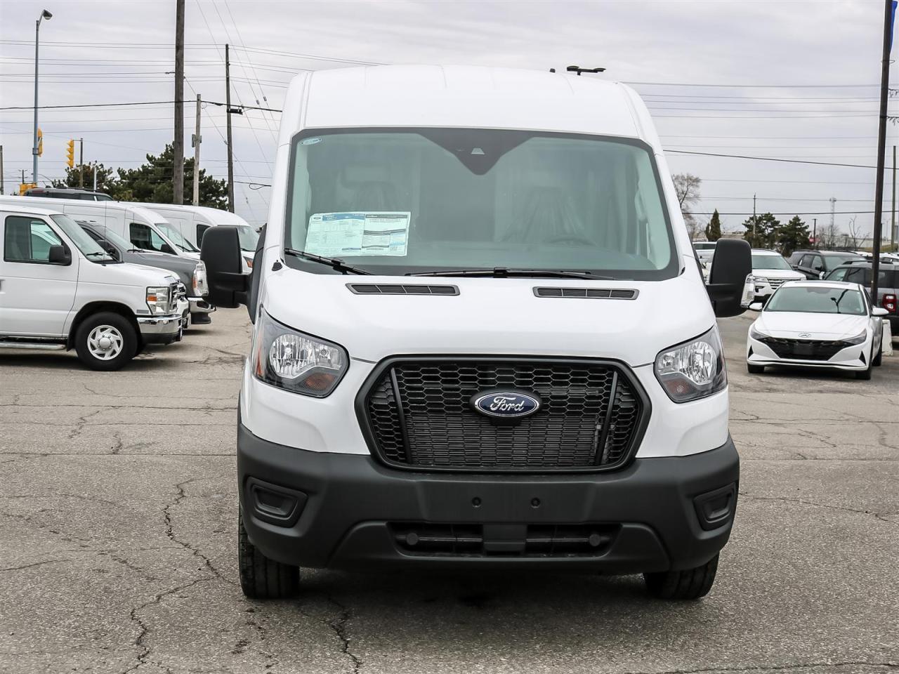 2025 Ford Transit 250  Photo2