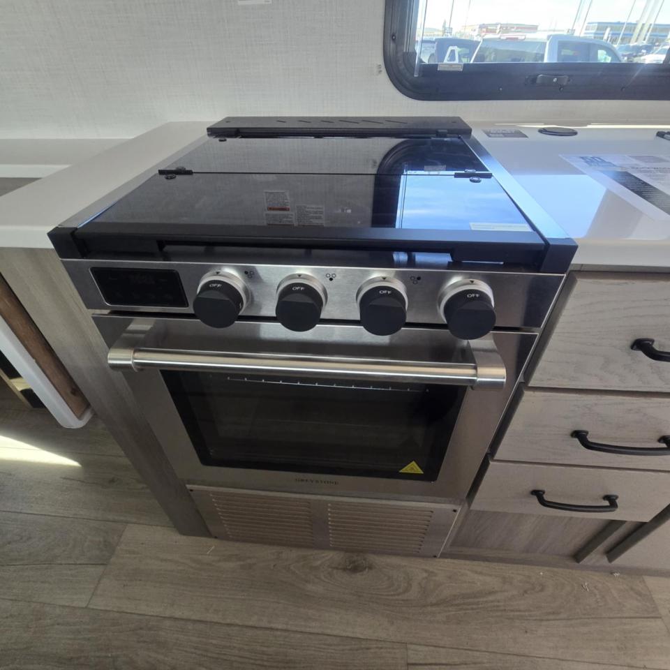 2025 Rockwood RLT2205S-W LITE WEIGHT Photo5