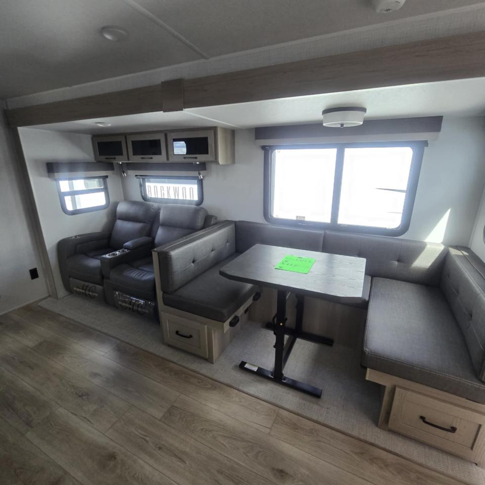 2025 Rockwood RLT2706BH-W LITE WEIGHT Photo5