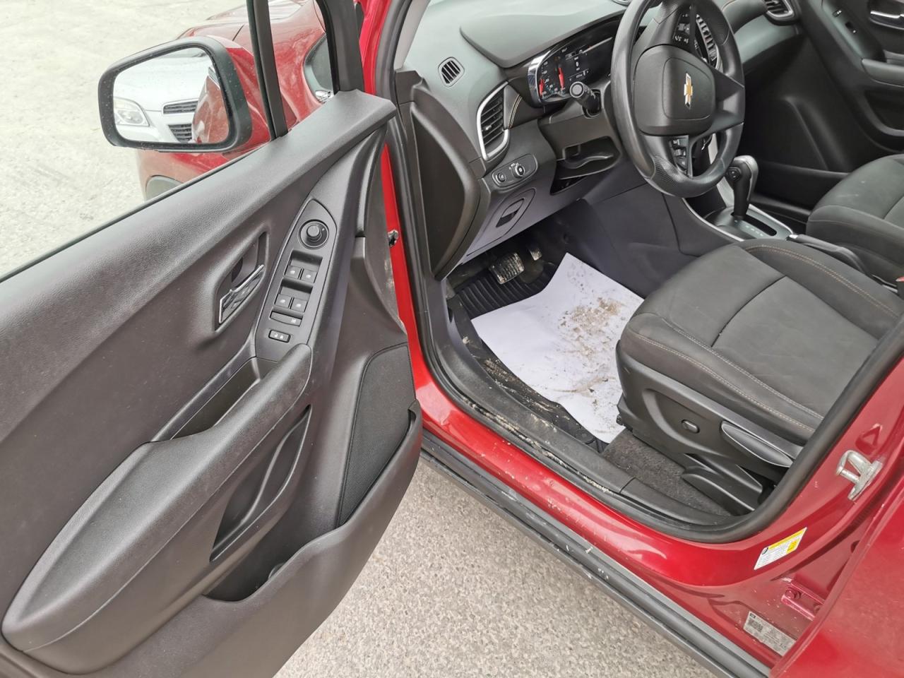 2019 Chevrolet Trax LT - Photo #10
