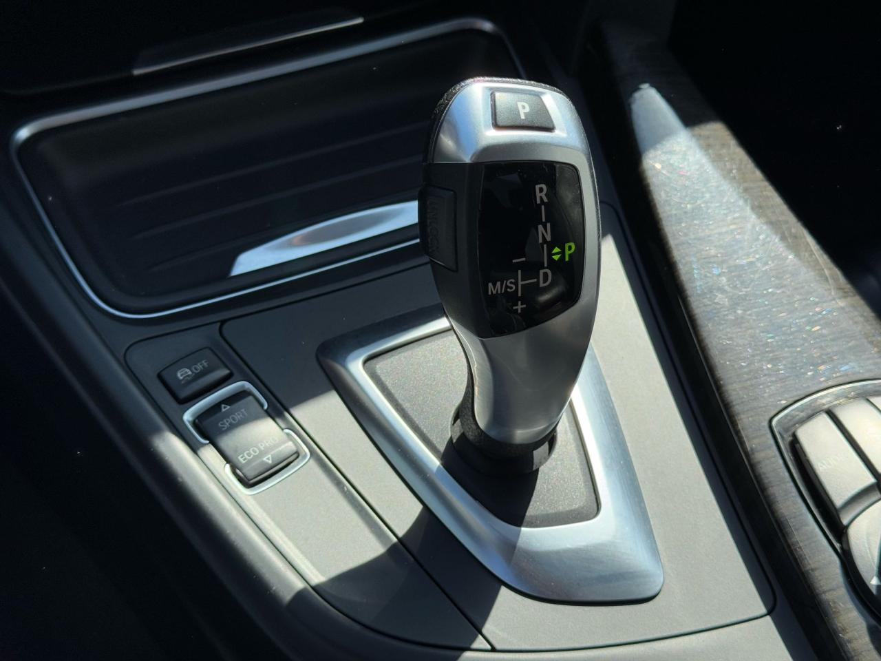 2014 BMW 3 Series 320I XDRIVE | LEATHER | SUNROOF | HTD STEERING | Photo36