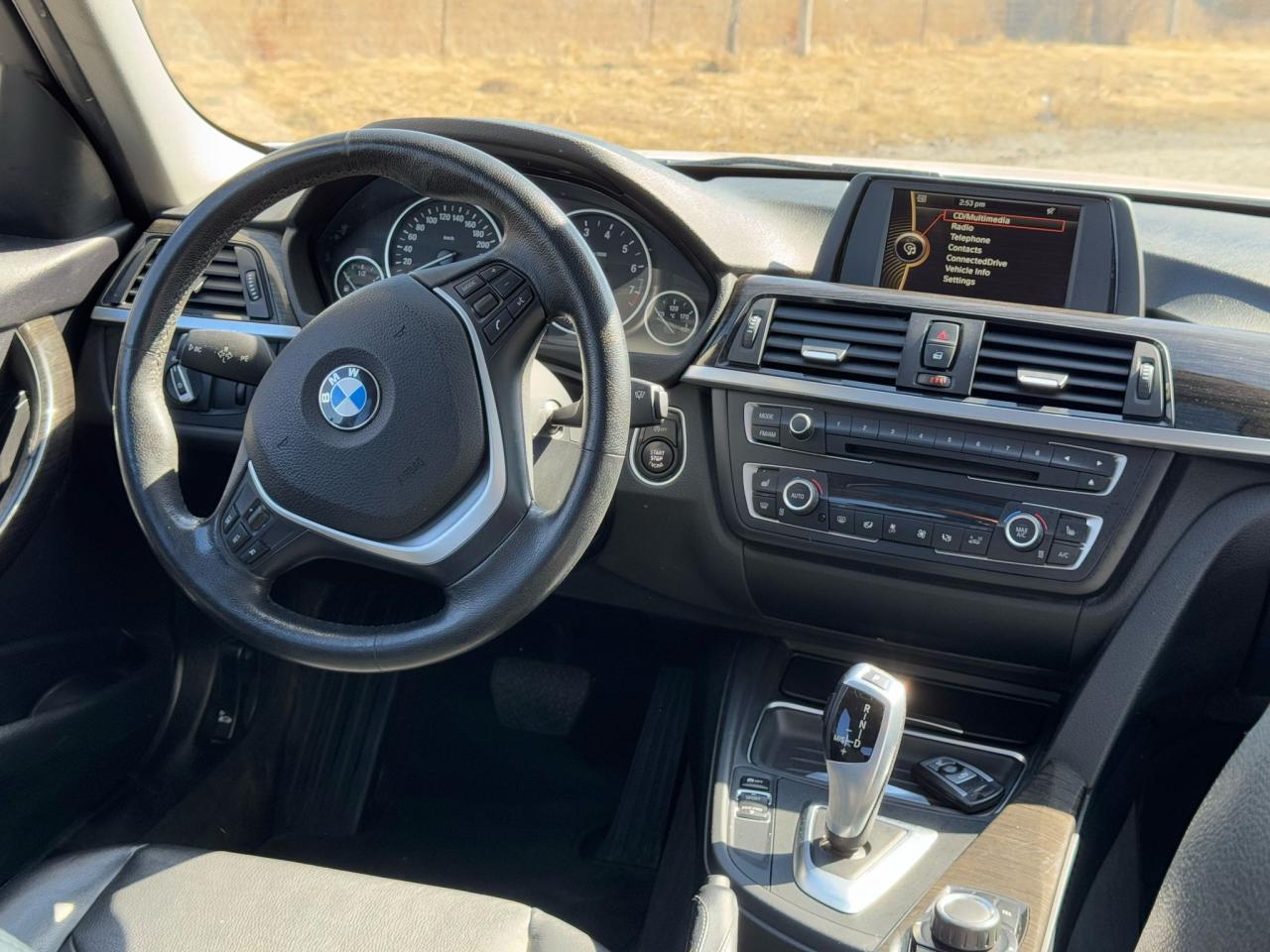2014 BMW 3 Series 320I XDRIVE | LEATHER | SUNROOF | HTD STEERING | Photo13