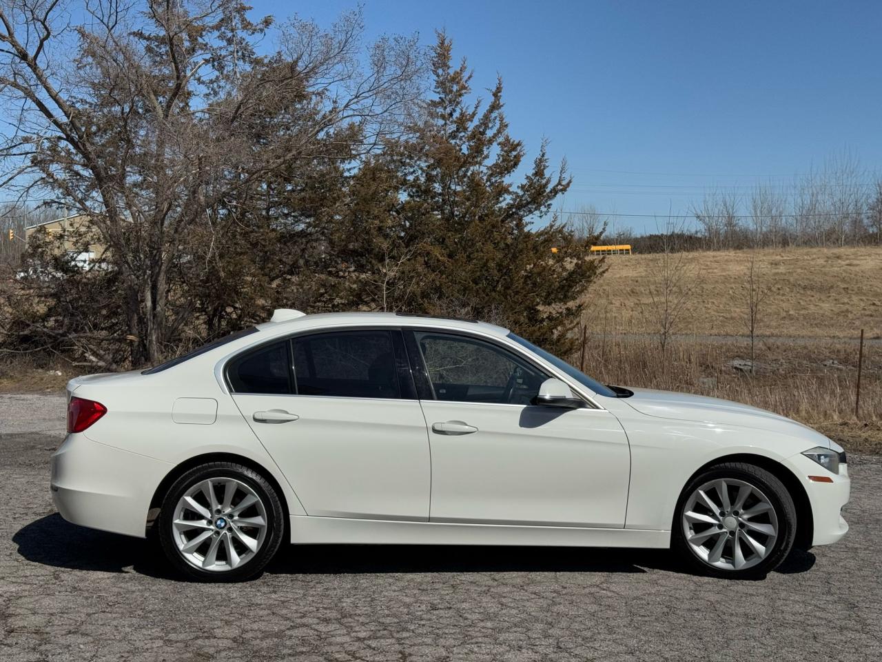 2014 BMW 3 Series 320I XDRIVE | LEATHER | SUNROOF | HTD STEERING | Photo26
