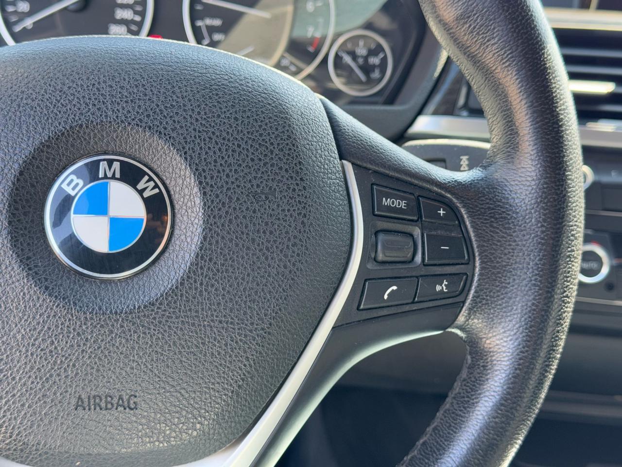 2014 BMW 3 Series 320I XDRIVE | LEATHER | SUNROOF | HTD STEERING | Photo37