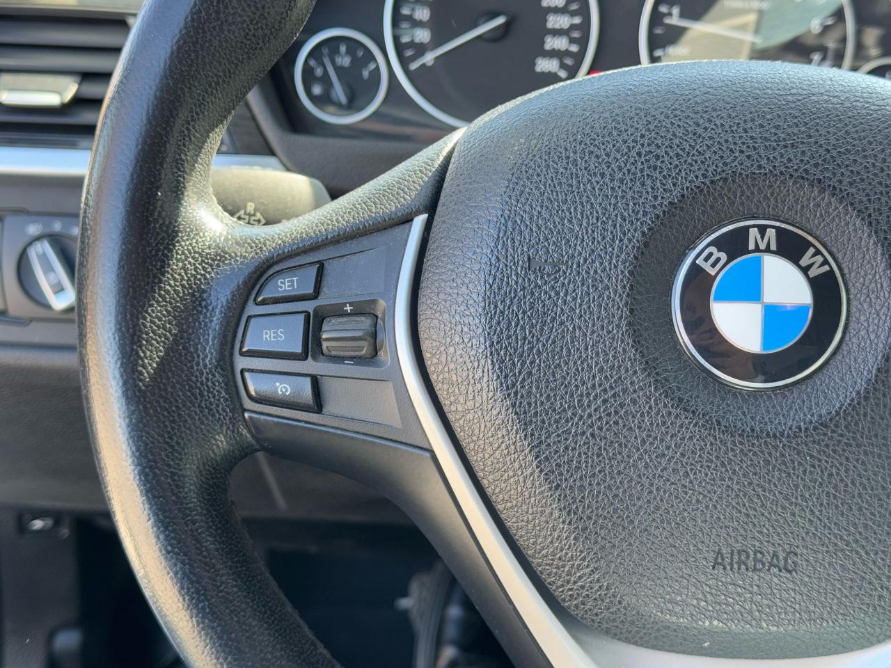 2014 BMW 3 Series 320I XDRIVE | LEATHER | SUNROOF | HTD STEERING | Photo18