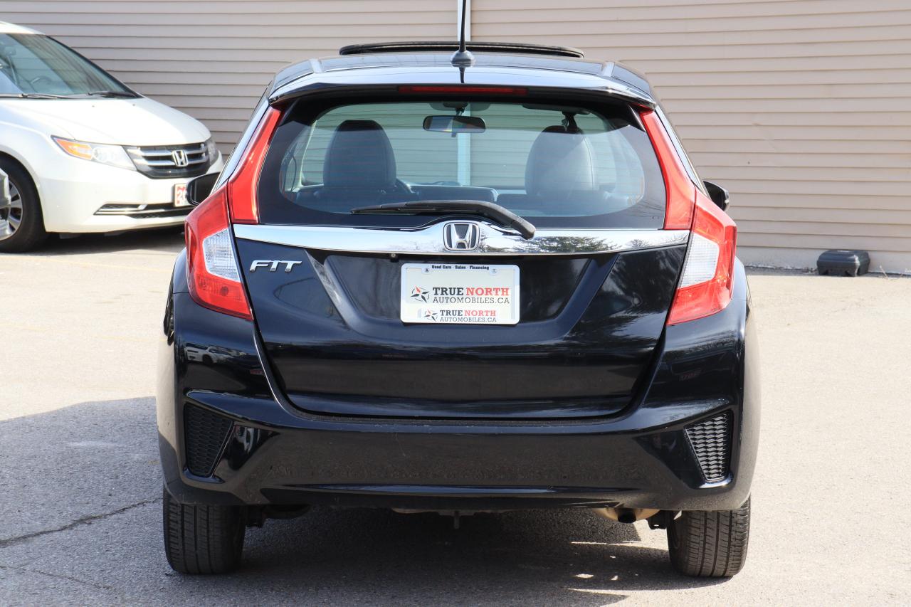 2015 Honda Fit EX-L | Auto | Leather | Sunroof | Nav | Cam & More Photo8
