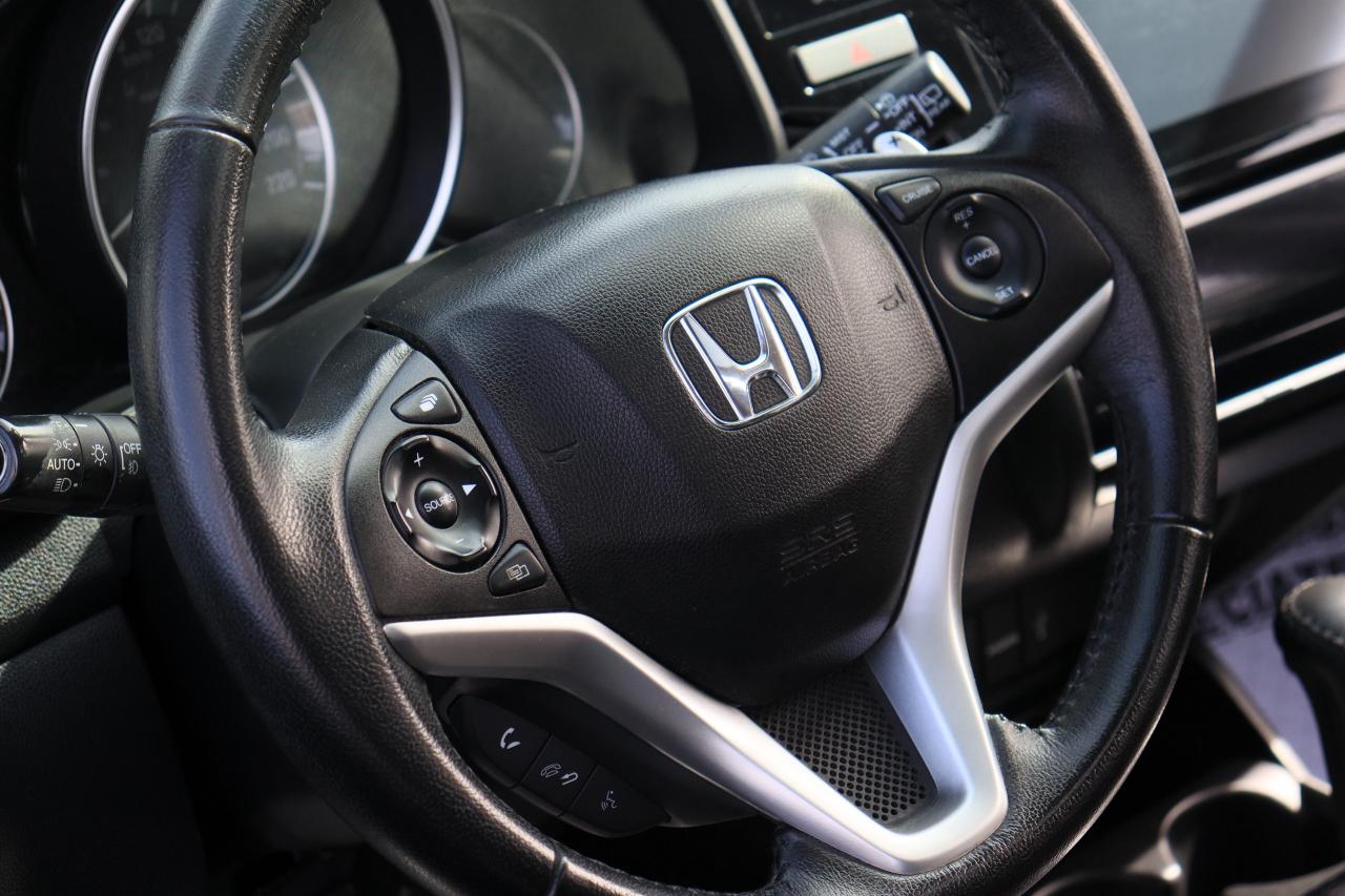 2015 Honda Fit EX-L | Auto | Leather | Sunroof | Nav | Cam & More Photo17