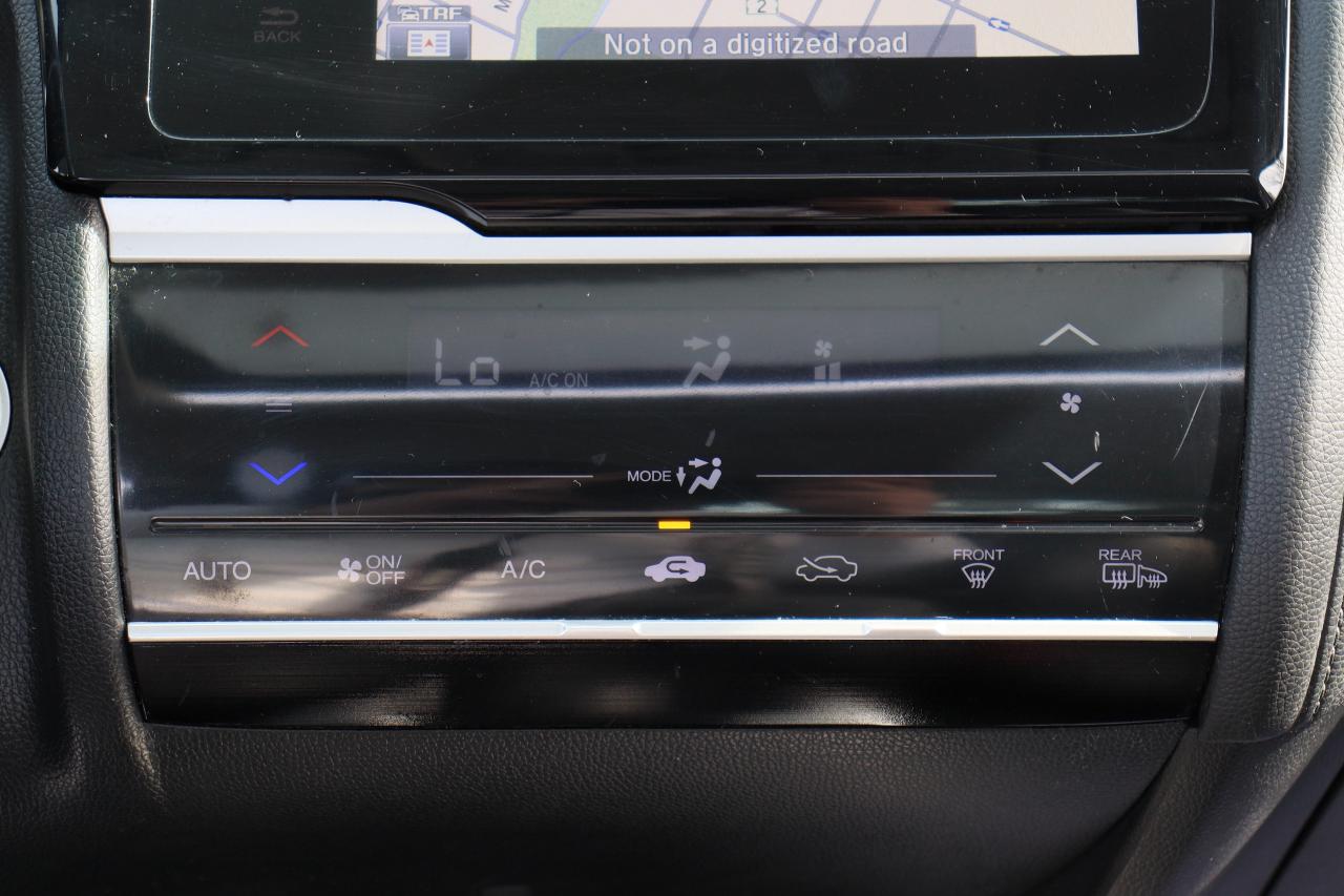 2015 Honda Fit EX-L | Auto | Leather | Sunroof | Nav | Cam & More Photo24