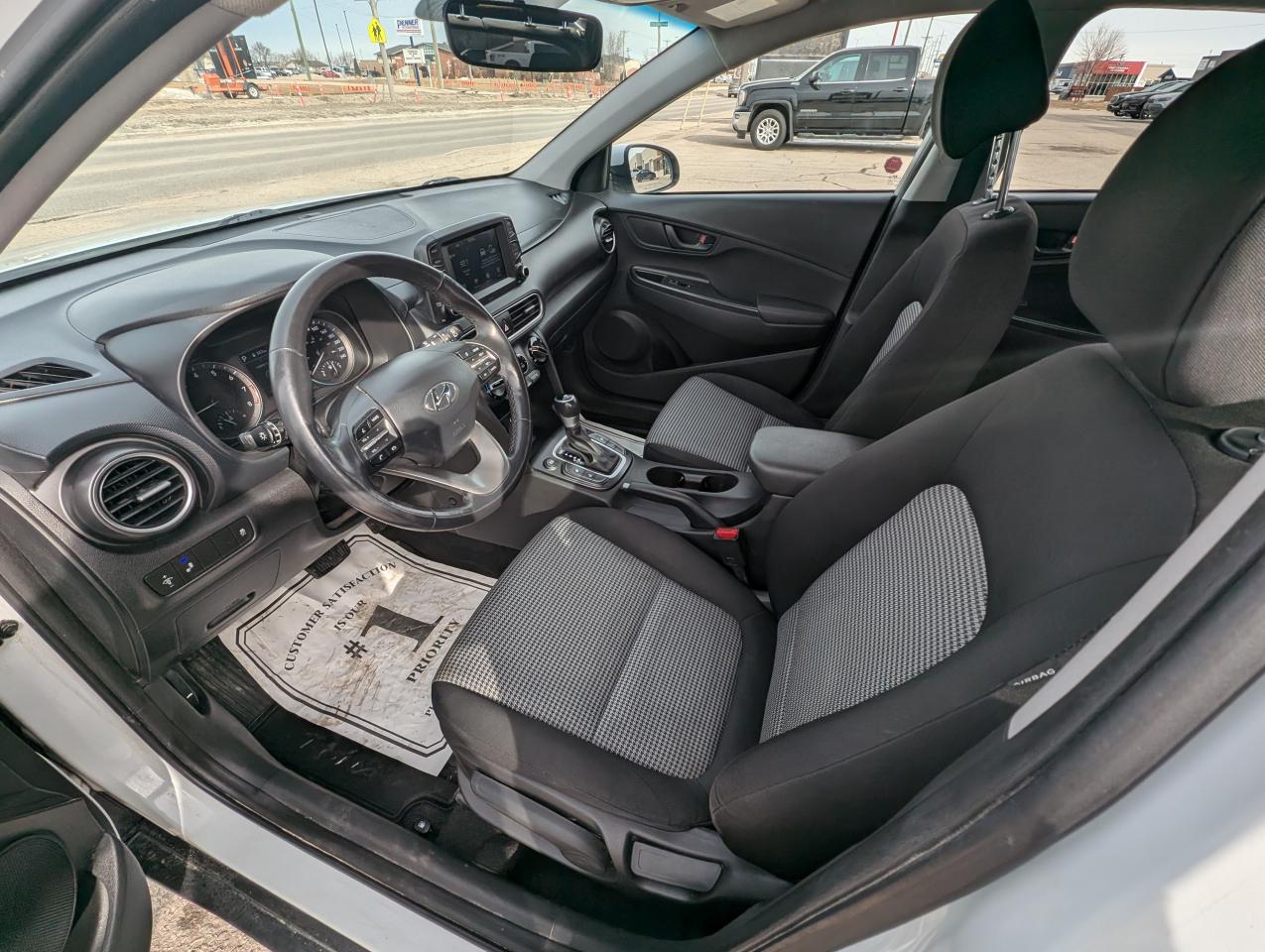 2020 Hyundai KONA Preferred-Local Trade- - Photo #9