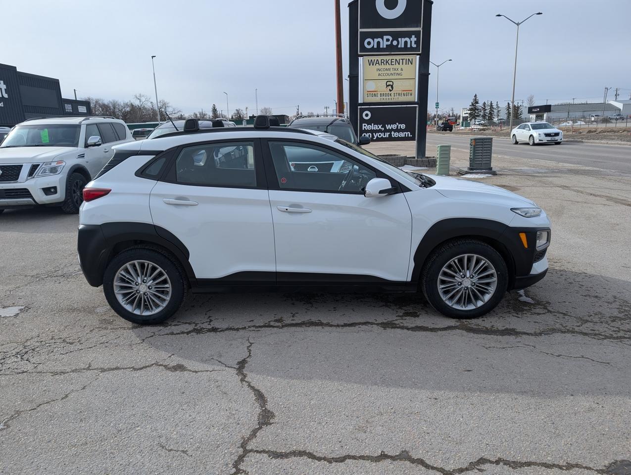 2020 Hyundai KONA Preferred-Local Trade- - Photo #3