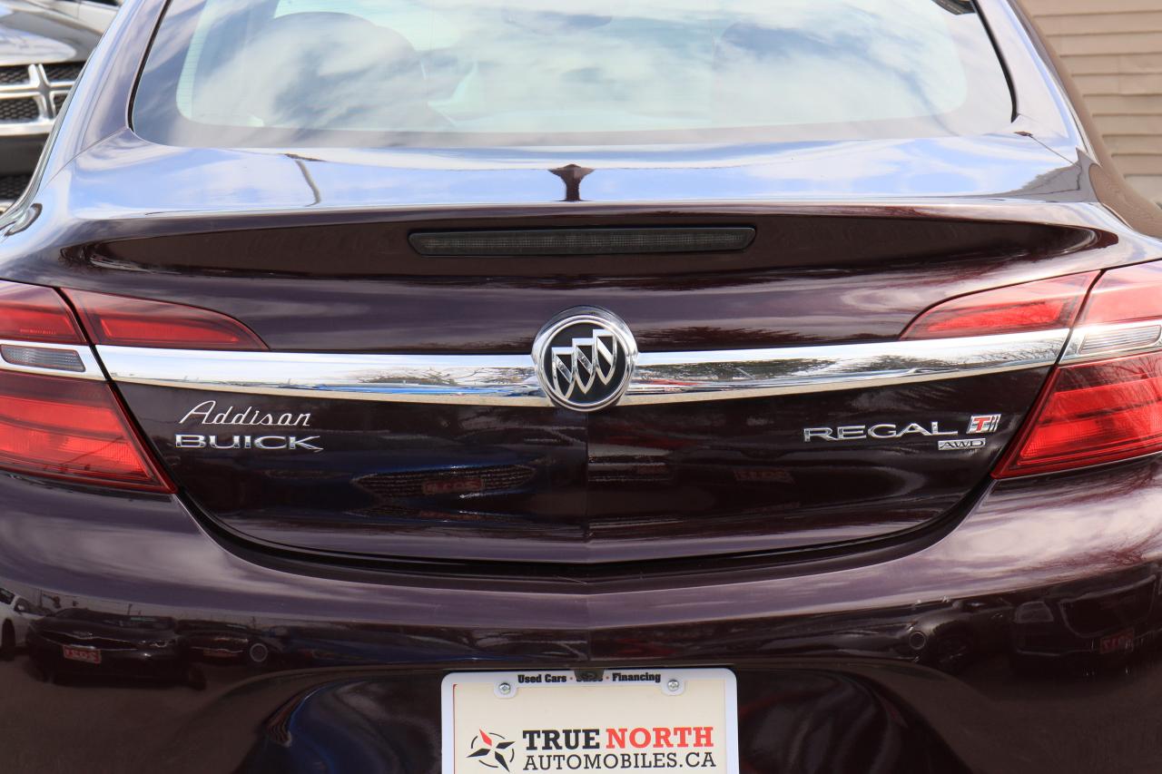 2017 Buick Regal Premium II | AWD | Leather | Roof | Nav | Cam ++ Photo16