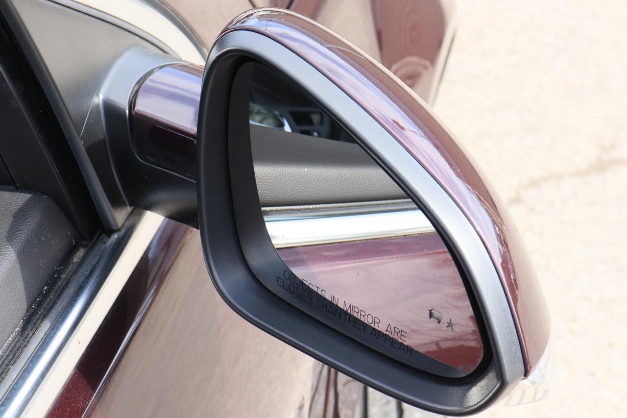 2017 Buick Regal Premium II | AWD | Leather | Roof | Nav | Cam ++ Photo