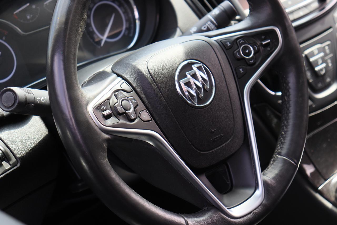 2017 Buick Regal Premium II | AWD | Leather | Roof | Nav | Cam ++ Photo