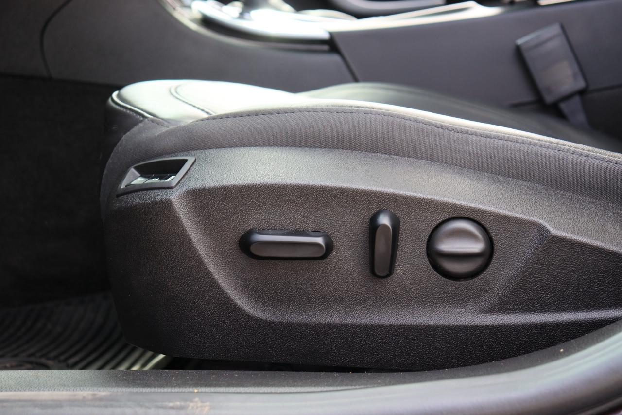 2017 Buick Regal Premium II | AWD | Leather | Roof | Nav | Cam ++ Photo