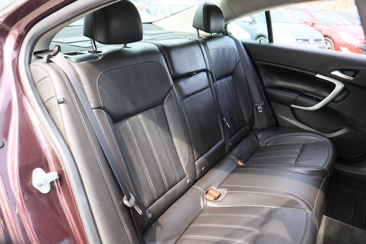 2017 Buick Regal Premium II | AWD | Leather | Roof | Nav | Cam ++ Photo34