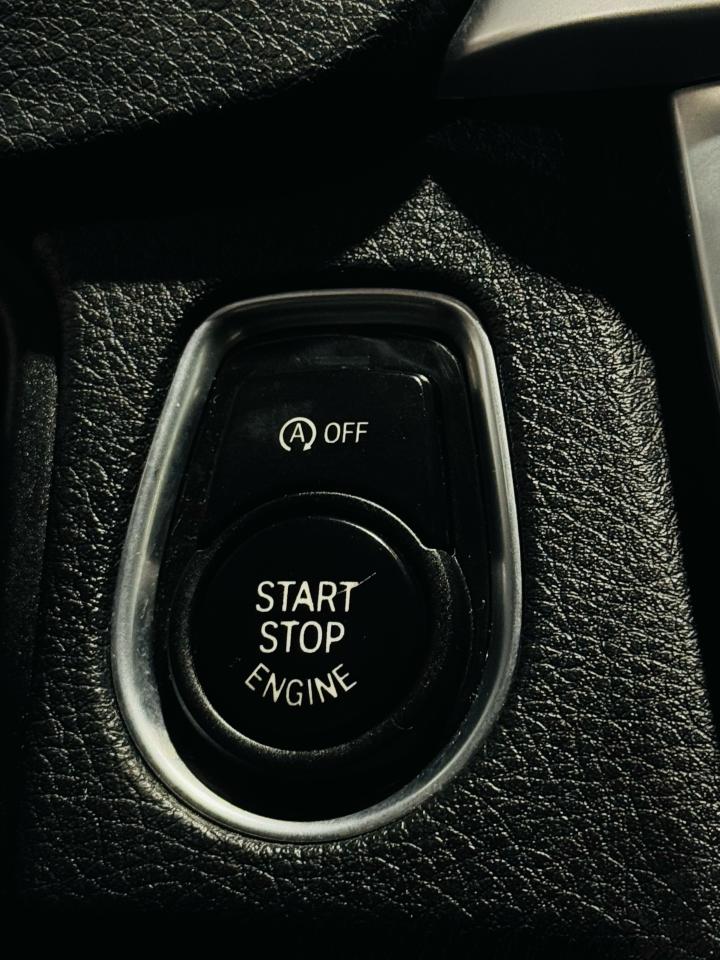 2013 BMW 3 Series 4dr Sdn 335i xDrive AWD - Photo #19