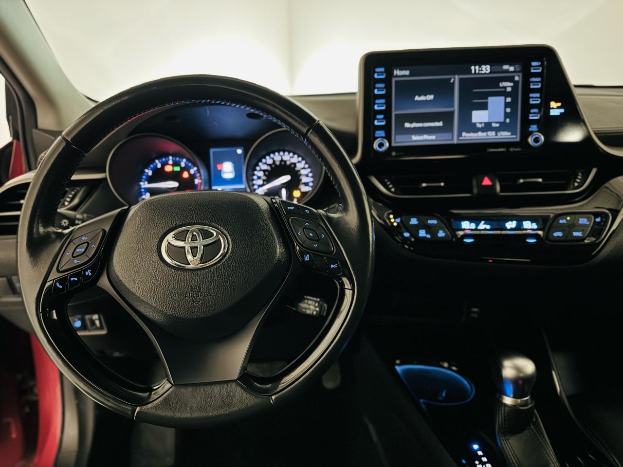 2021 Toyota C-HR LIMITED  - Photo #12