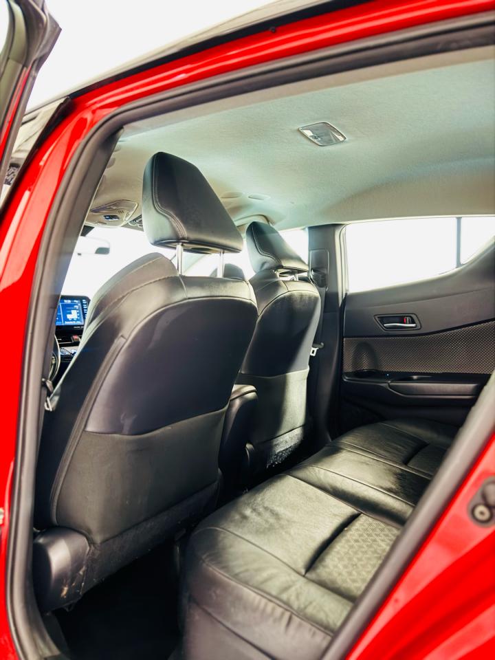 2021 Toyota C-HR LIMITED  - Photo #20
