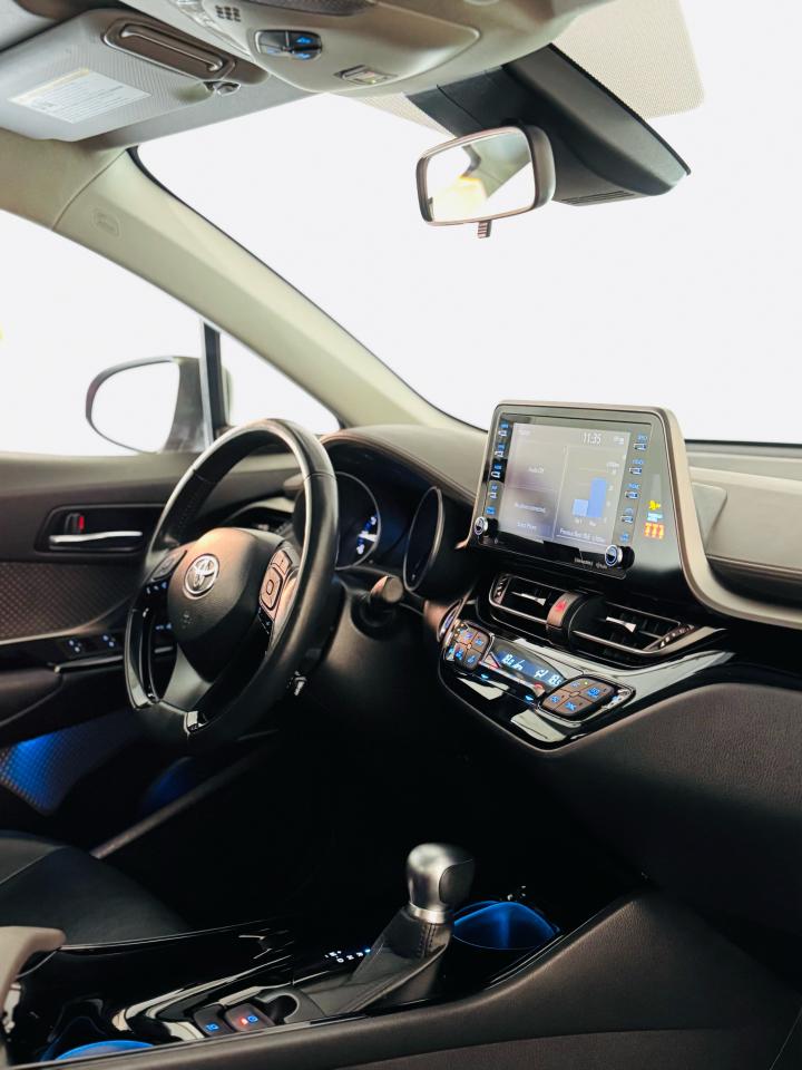 2021 Toyota C-HR LIMITED  - Photo #24