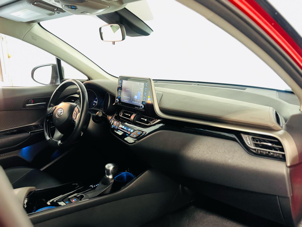 2021 Toyota C-HR LIMITED  - Photo #25