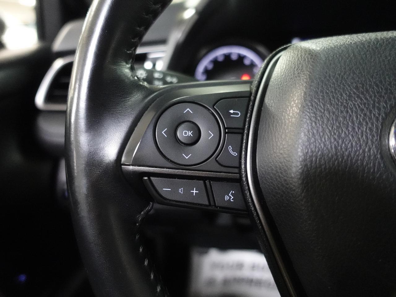 2022 Toyota Camry SE | Leather | LaneDep | Heated Seats | CarPlay