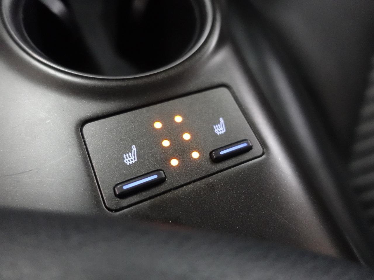 2022 Toyota Camry SE | Leather | LaneDep | Heated Seats | CarPlay