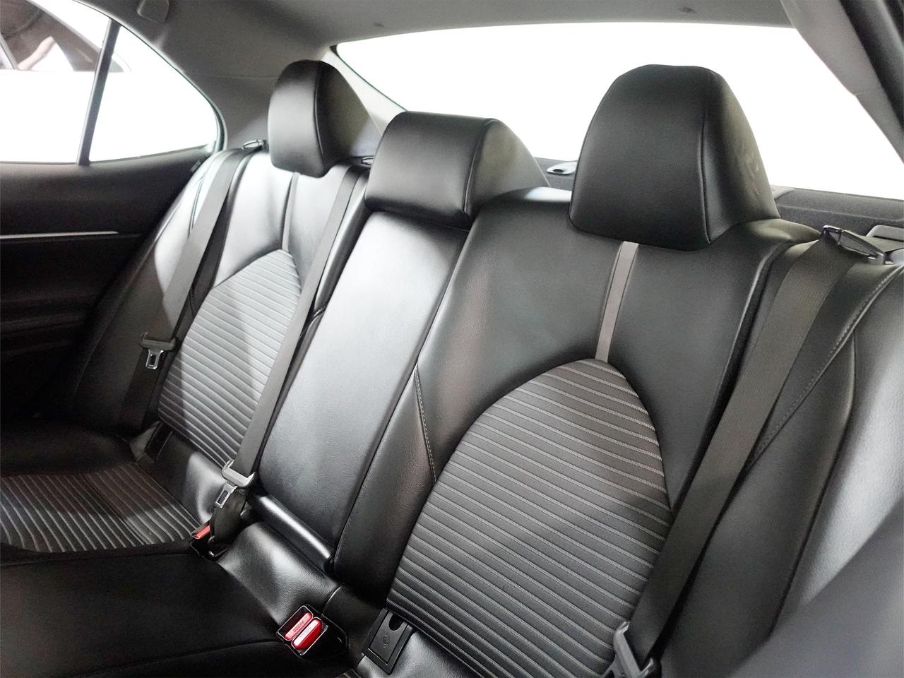 2022 Toyota Camry SE | Leather | LaneDep | Heated Seats | CarPlay