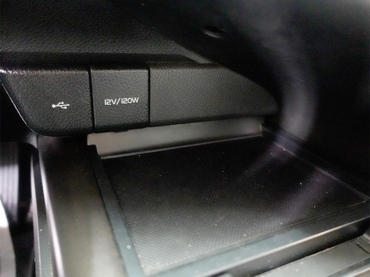 2022 Toyota Camry SE | Leather | LaneDep | Heated Seats | CarPlay Photo