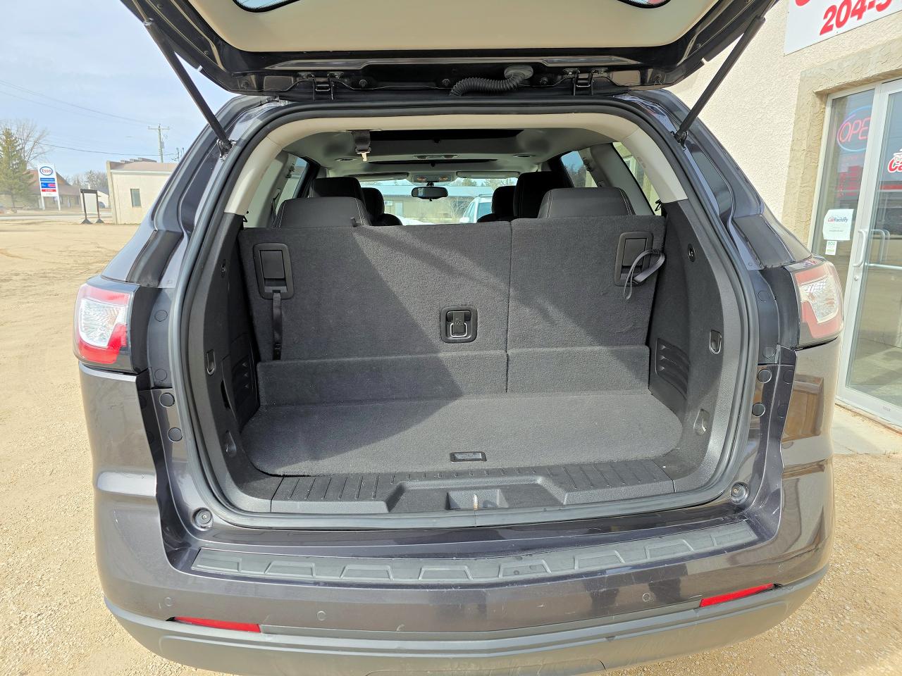2016 Chevrolet Traverse AWD 4dr LT Sunroof - Photo #20