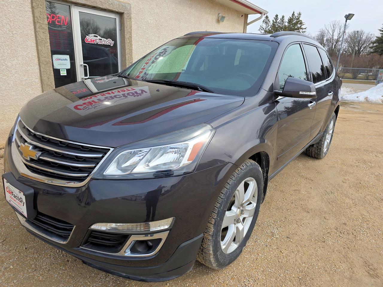 2016 Chevrolet Traverse AWD 4dr LT Sunroof - Photo #2