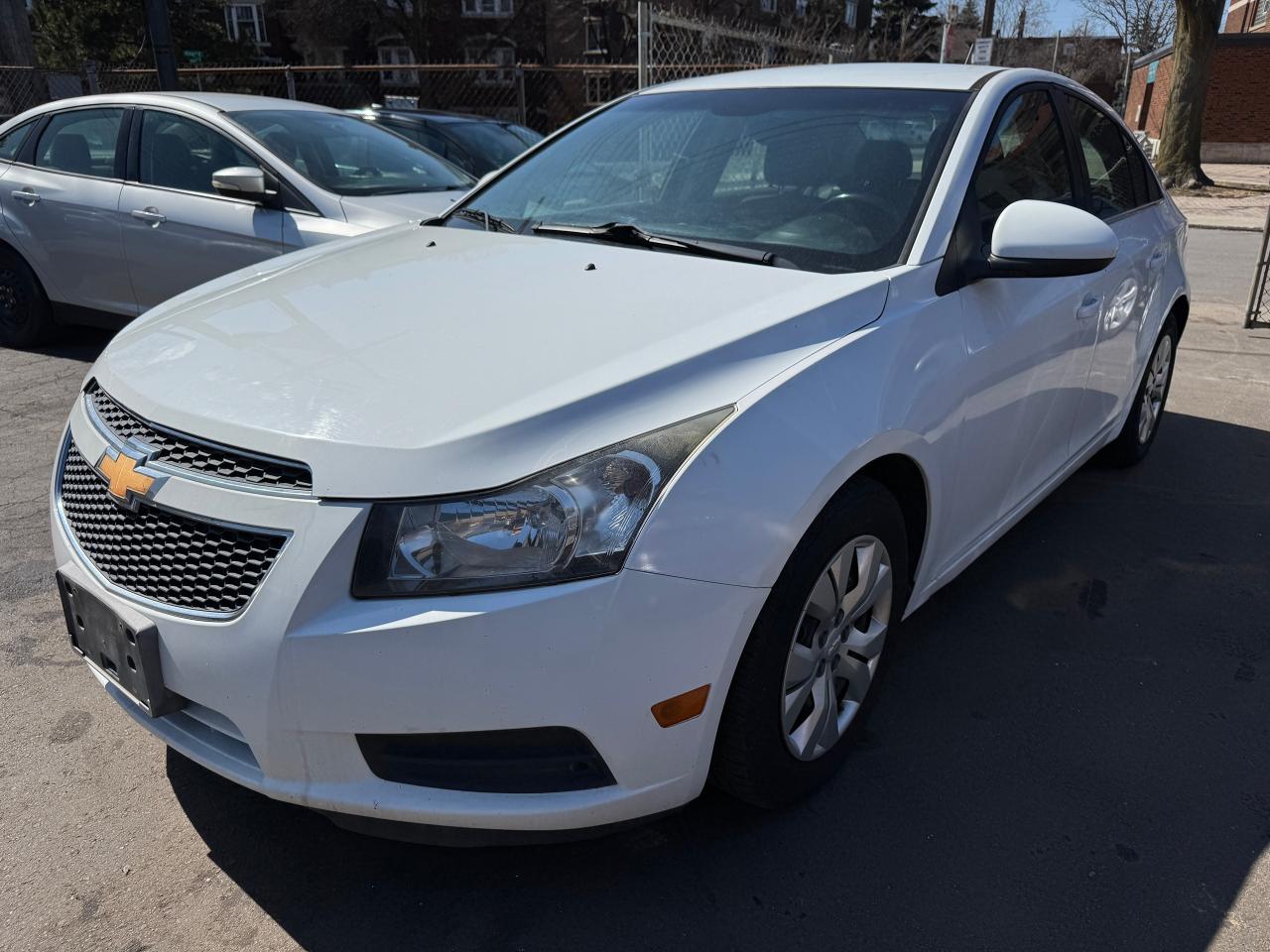 2014 Chevrolet Cruze 4dr Sdn 1LT - Photo #1