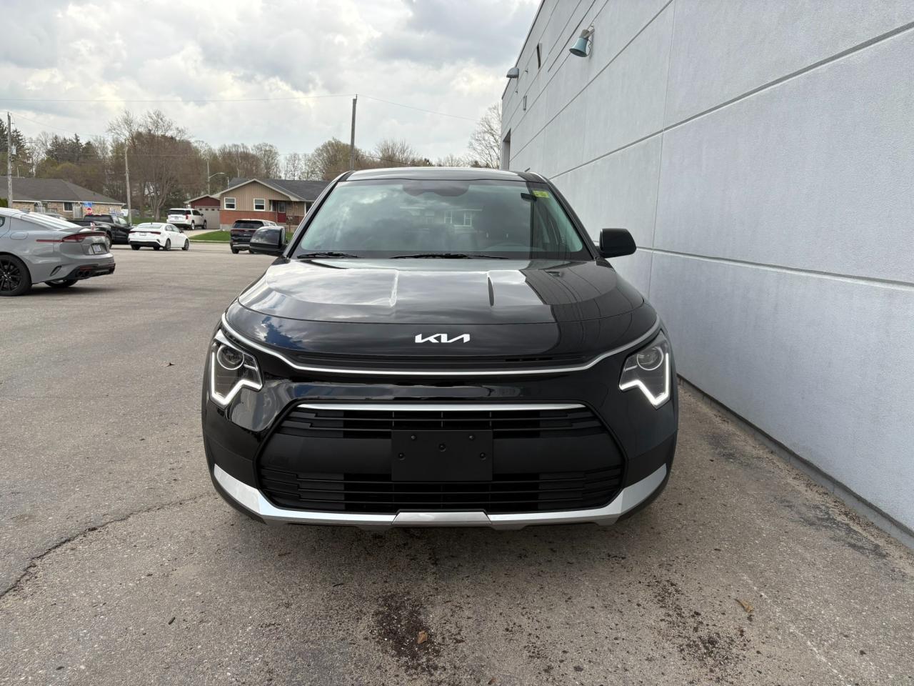 2025 Kia NIRO PLUG-IN Hybrid LX Photo