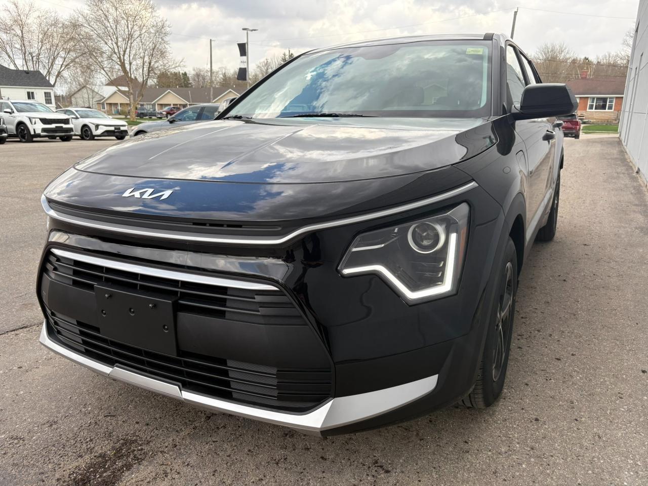 2025 Kia NIRO PLUG-IN Hybrid LX Photo