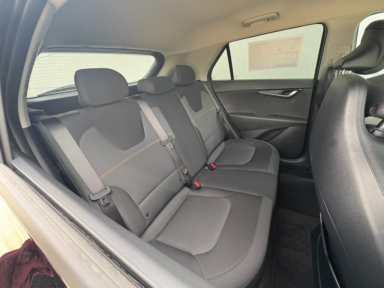 2025 Kia NIRO PLUG-IN Hybrid LX Photo