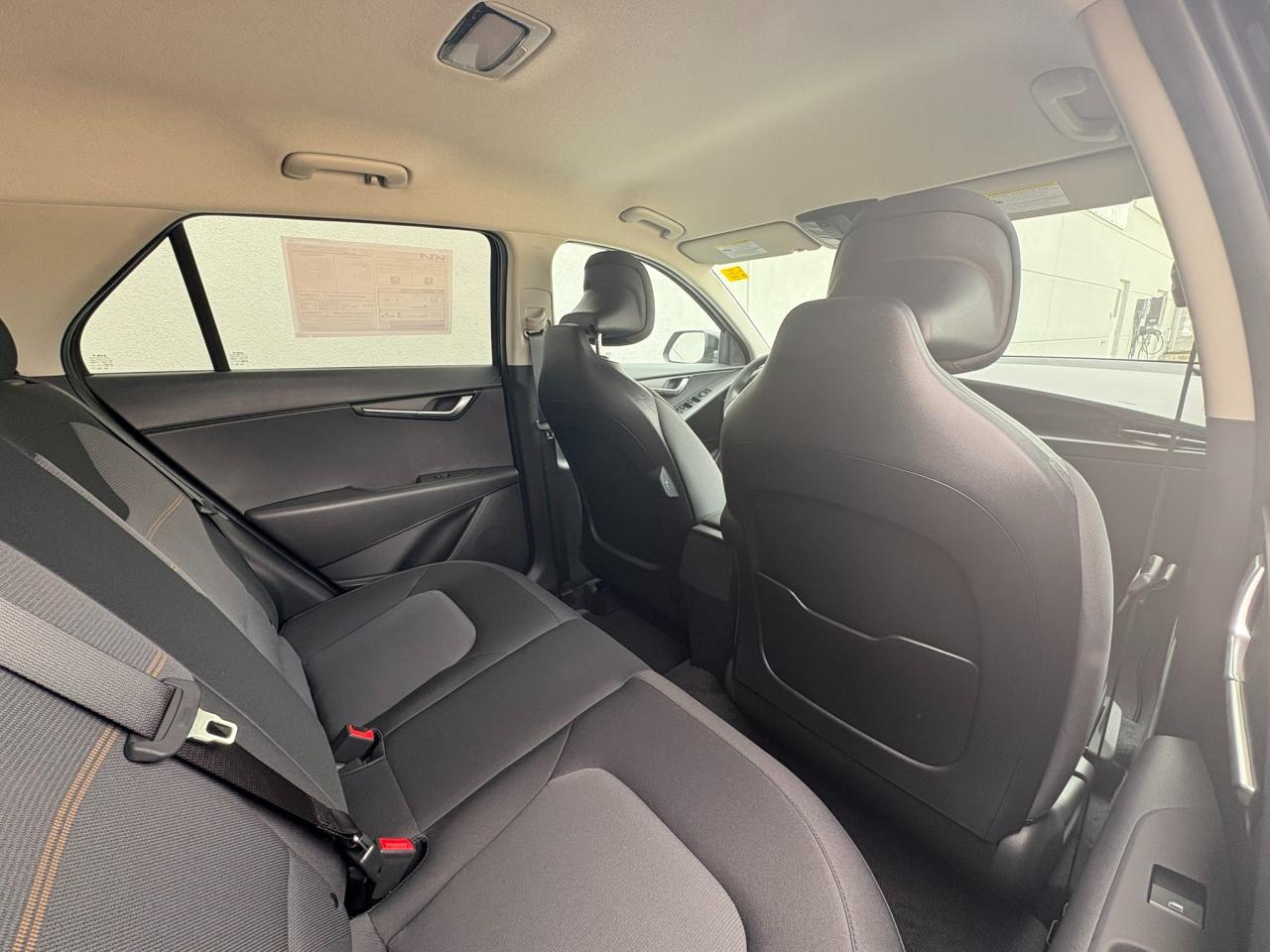 2025 Kia NIRO PLUG-IN Hybrid LX Photo