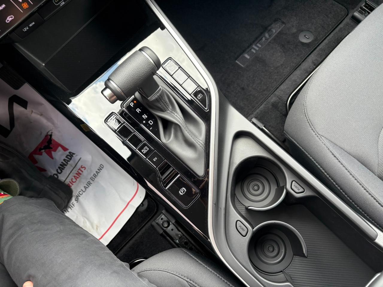 2025 Kia NIRO PLUG-IN Hybrid LX Photo