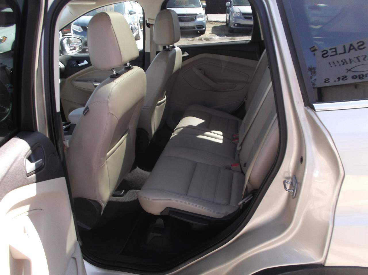 2017 Ford Escape AWD TITANIUM - Photo #7
