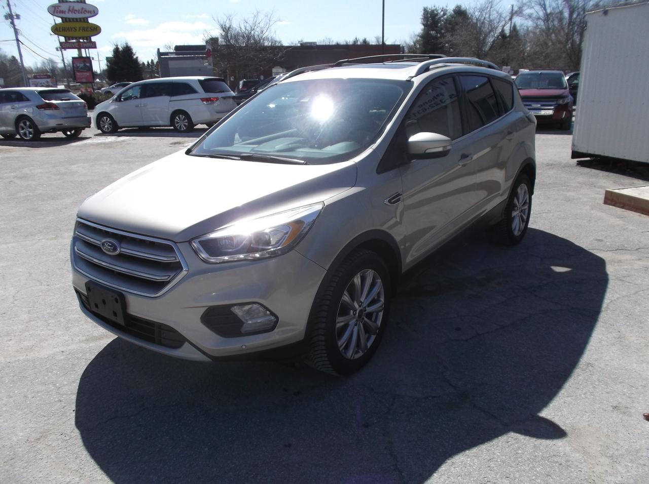2017 Ford Escape AWD TITANIUM - Photo #3