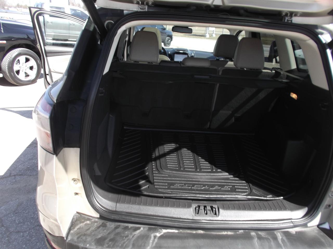 2017 Ford Escape AWD TITANIUM - Photo #8